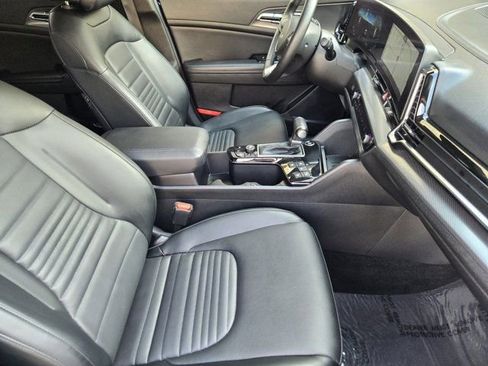Certified 2023 Kia Sportage SX image 13