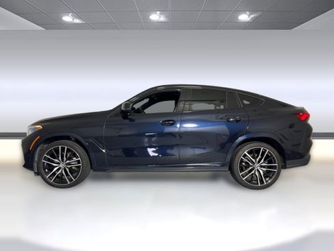 Used 2023 BMW X6 xDrive40i w/ Executive Package image 2
