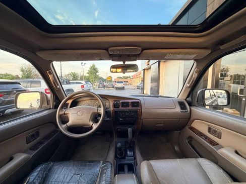 Used 1998 Toyota 4Runner Limited AWD/4WD image 12