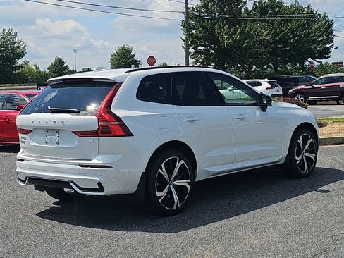 Used 2024 Volvo XC60 T8 Ultimate w/ Protection Package Premier AWD/4WD image 13