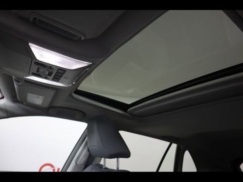 Used 2022 Toyota RAV4 XLE w/ Convenience Package AWD/4WD image 26