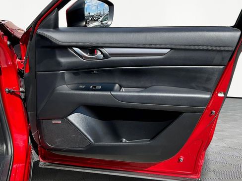 Used 2017 MAZDA CX-5 Touring w/ Preferred Equipment Package image 29