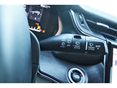 Used 2021 Jeep Grand Cherokee L Overland w/ Luxury Tech Group IV image 21