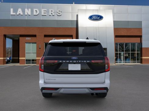 New 2026 Ford Expedition Platinum image 5