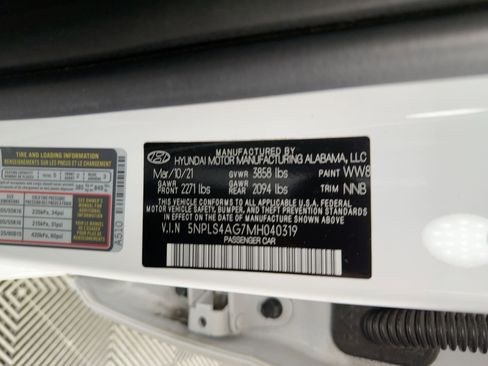 Used 2021 Hyundai Elantra SEL w/ Convenience Package image 21