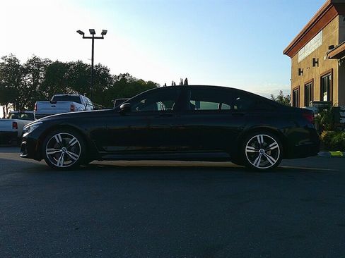 Used 2019 BMW 740i w/ Executive Package RWD image 6