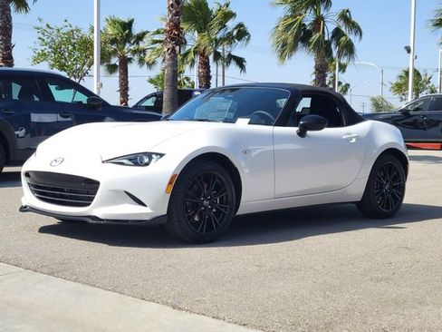 New 2026 MAZDA MX-5 Miata Club w/ Interior Package image 2