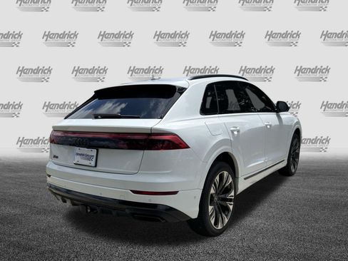 Used 2025 Audi Q8 Premium Plus AWD/4WD image 9