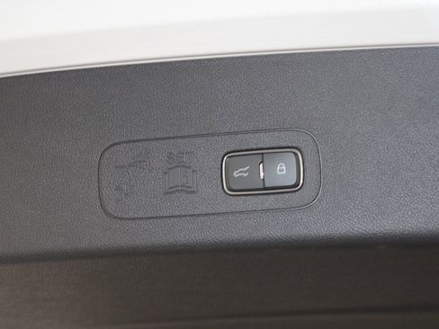 New 2026 Lincoln Aviator 2WD w/ Jet Appearance Package image 16