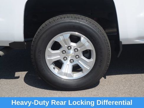 Used 2017 Chevrolet Silverado 1500 LT w/ All Star Edition AWD/4WD image 29