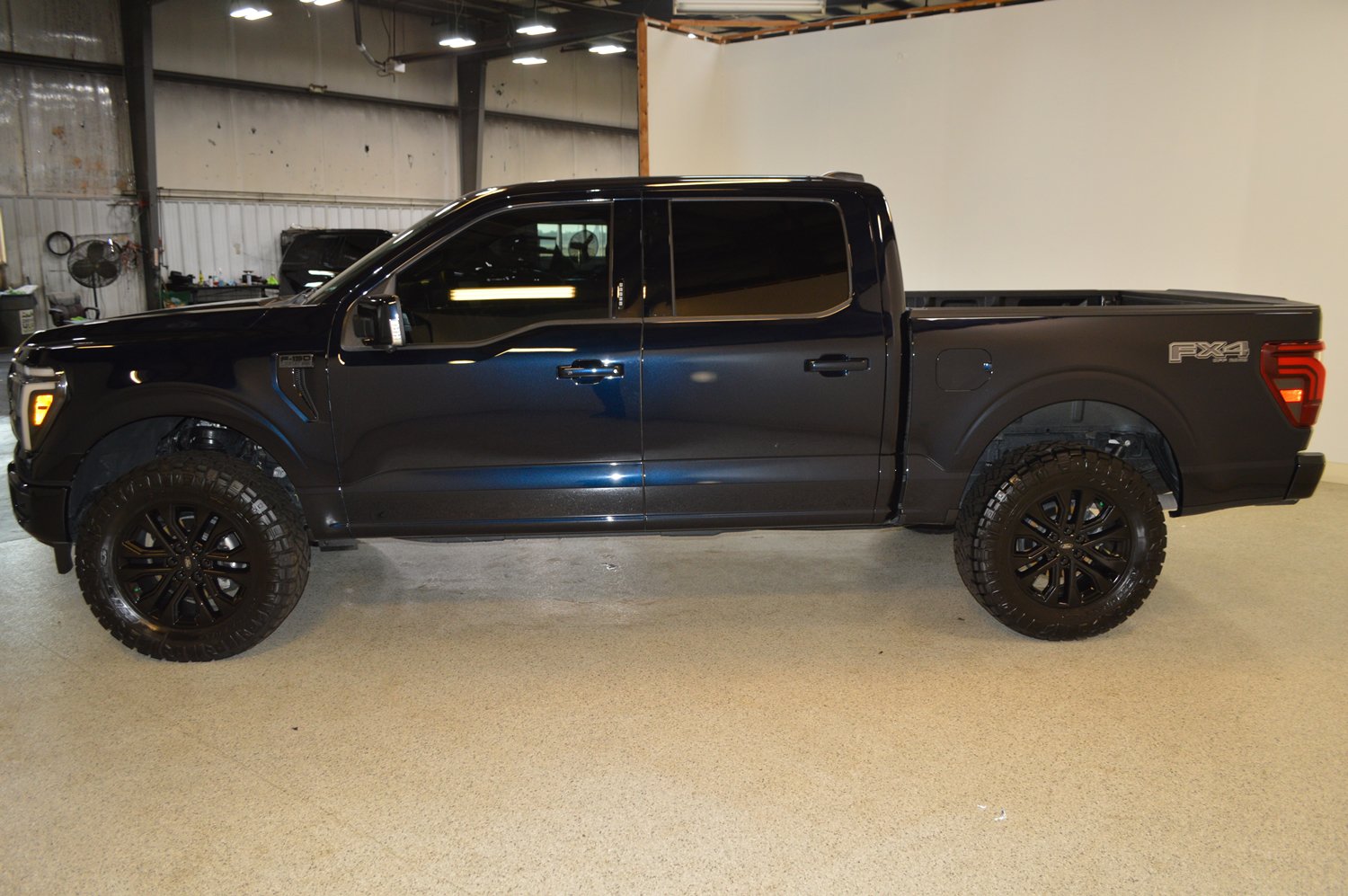 Used 2026 Ford F150 Lariat w/ Equipment Group 501A Mid AWD/4WD image 6