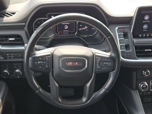 Used 2021 GMC Yukon XL AT4 w/ AT4 Premium Package AWD/4WD image 19