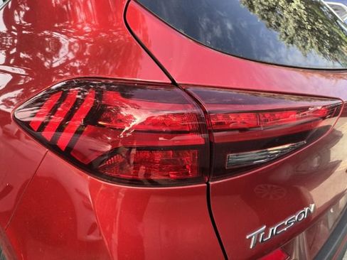 Used 2021 Hyundai Tucson Limited w/ Cargo Package FWD image 8