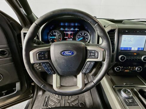 Used 2021 Ford Expedition XLT RWD image 11