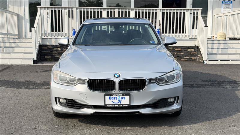 Used 2014 BMW 335i xDrive Sedan AWD/4WD image 9