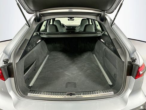 Used 2023 Audi RS 6 image 27