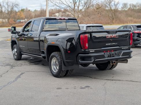 Used 2021 GMC Sierra 3500 Denali w/ Denali Ultimate Package image 10