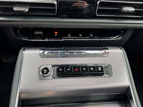 Used 2025 Lincoln Aviator AWD w/ Equipment Group 101A image 29