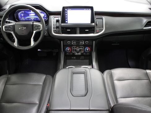 Used 2023 Chevrolet Tahoe Z71 w/ Z71 Off-Road Package AWD/4WD image 32