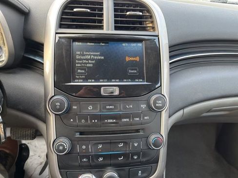 Used 2015 Chevrolet Malibu LT w/ Power Convenience Package image 20