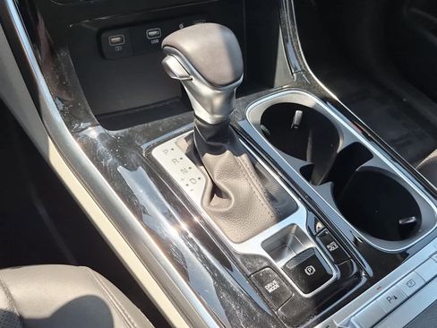Used 2024 Kia Carnival SX FWD image 14