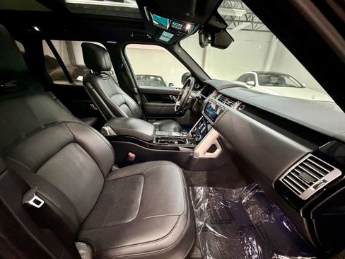 Used 2020 Land Rover Range Rover HSE image 21