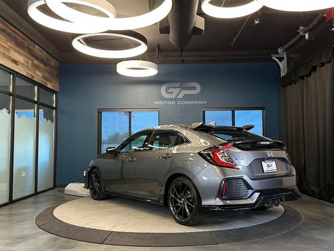 Used 2018 Honda Civic Sport image 5