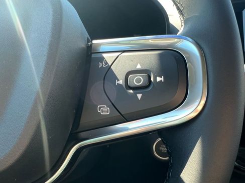New 2026 Volvo XC40 B5 Plus w/ Climate Package AWD/4WD image 13