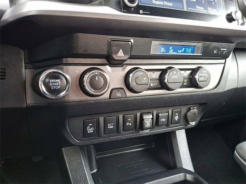 Certified 2023 Toyota Tacoma TRD Off-Road image 15