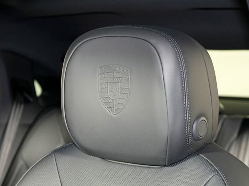 New 2026 Porsche Cayenne Coupe image 19