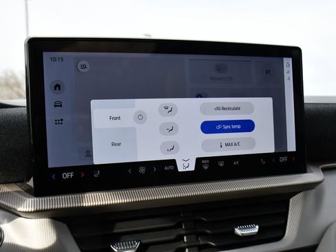 Used 2025 Ford Explorer Active w/ Active Comfort Package image 31