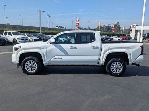 Used 2024 Toyota Tacoma SR5 RWD image 12