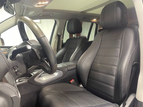 Certified 2023 Mercedes-Benz GLS 580 4MATIC image 22
