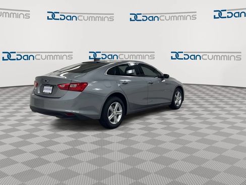 Used 2025 Chevrolet Malibu LS FWD image 8