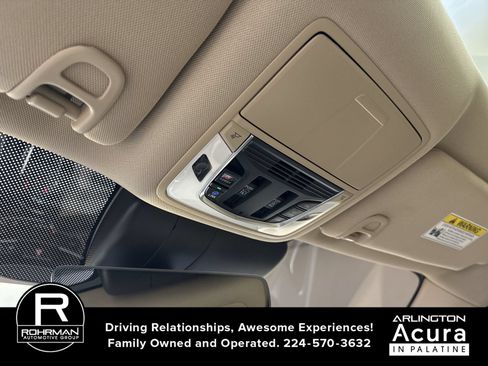 Used 2024 Acura RDX SH-AWD image 11