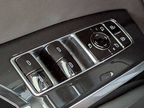 Certified 2026 Cadillac Escalade 4WD image 28