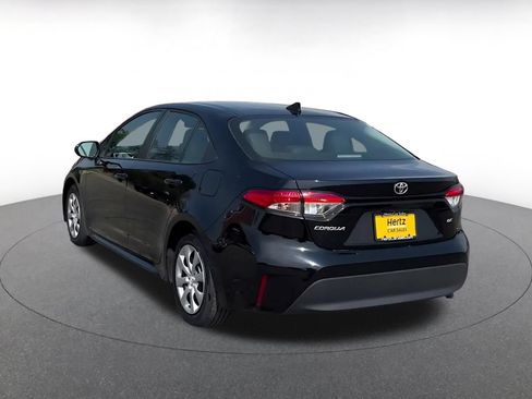 Used 2025 Toyota Corolla LE FWD image 11