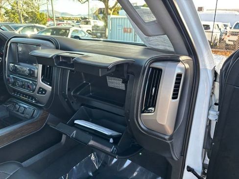 Used 2018 GMC Sierra 1500 Denali w/ Denali Ultimate Package image 37