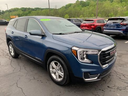 Used 2024 GMC Terrain SLE FWD image 6