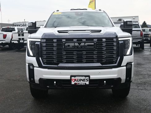Used 2024 GMC Sierra 3500 Denali Ultimate image 13
