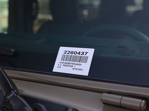 New 2026 Jeep Wrangler Unlimited Sahara AWD/4WD image 38