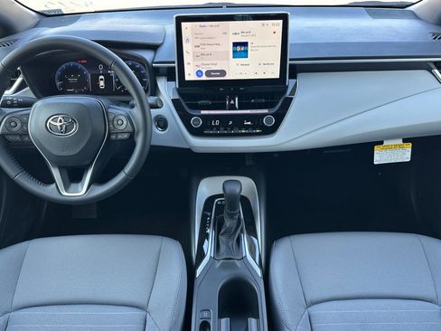 Certified 2026 Toyota Corolla SE w/ SE Package image 13