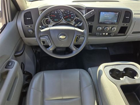 Used 2014 Chevrolet Silverado 2500 W/T image 14
