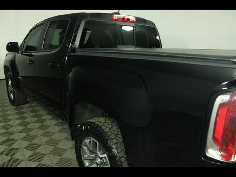 Used 2022 GMC Canyon AT4 image 16