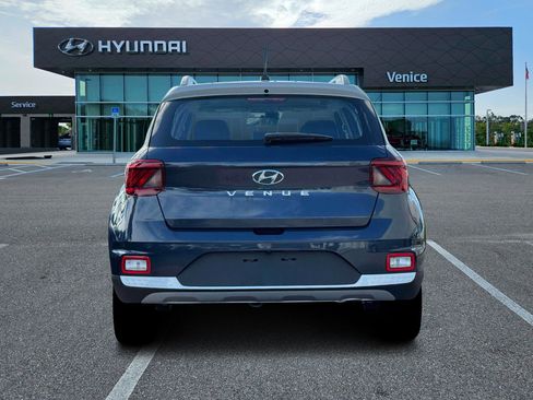 New 2026 Hyundai Venue SEL FWD image 25