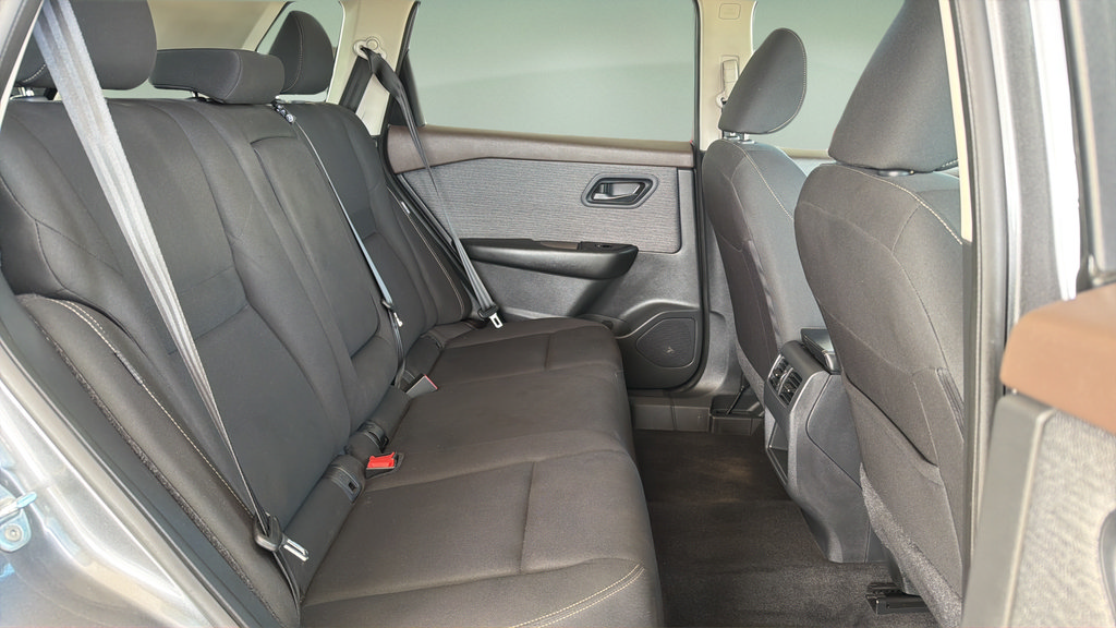 Certified 2023 Nissan Rogue S AWD/4WD image 18