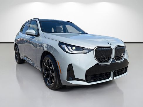 New 2026 BMW X3 xDrive30 w/ M Sport Package image 8