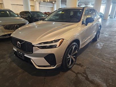 Used 2023 Volvo XC60 B5 Ultimate w/ Climate Package