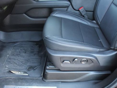 Used 2025 GMC Yukon Denali w/ Denali Reserve Package AWD/4WD image 44