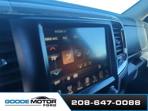 Used 2015 RAM 1500 Laramie w/ Convenience Group image 14